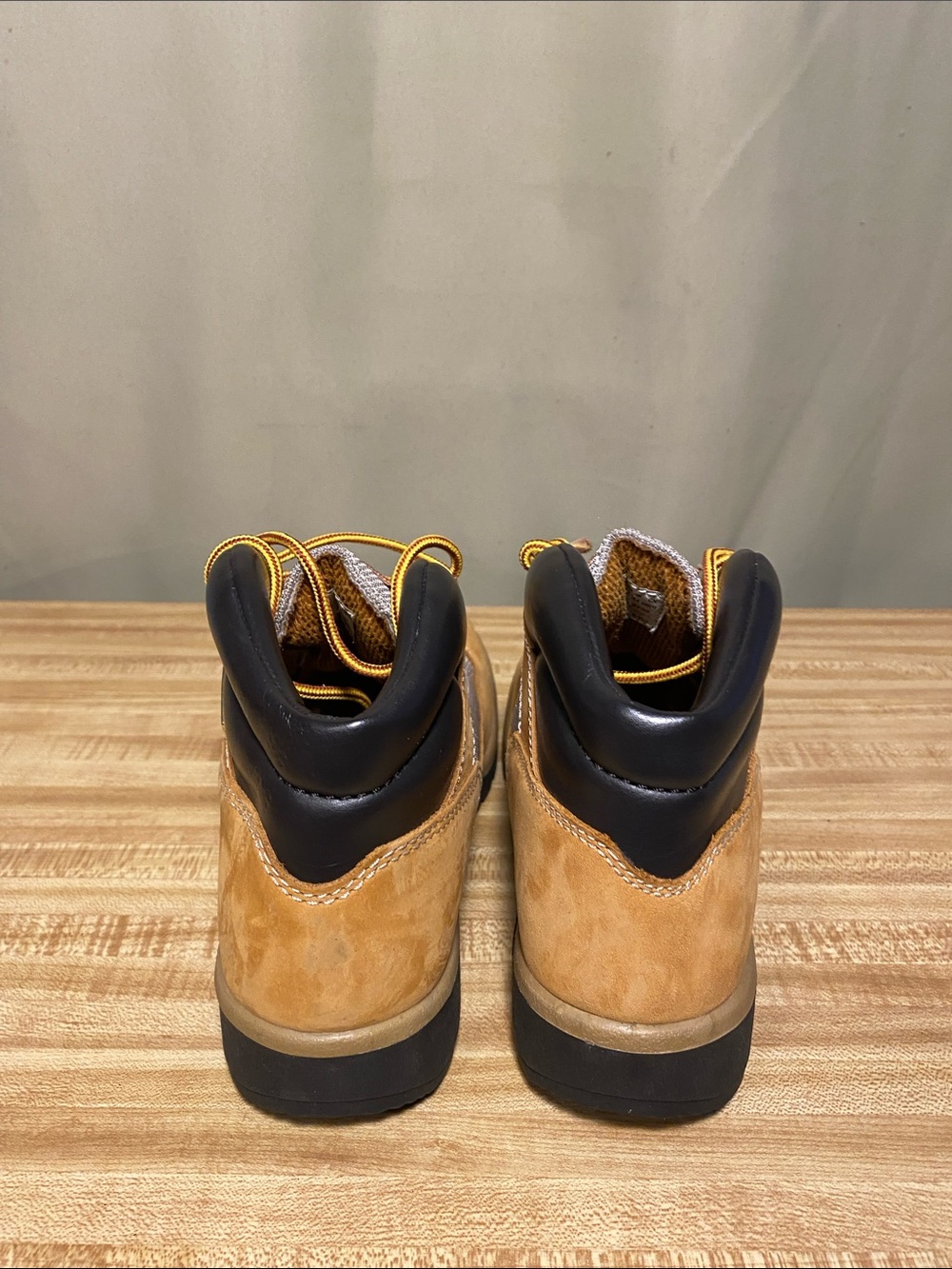 Timberland 6” Field Boots Wheat Nubuck 15945 size 5.5 - Picture 4 of 6